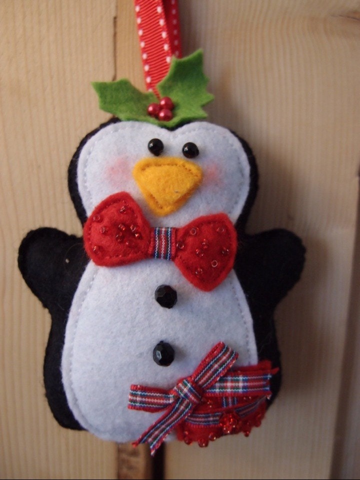 Hanade felt beaded penguin cute Christmas decoration 2