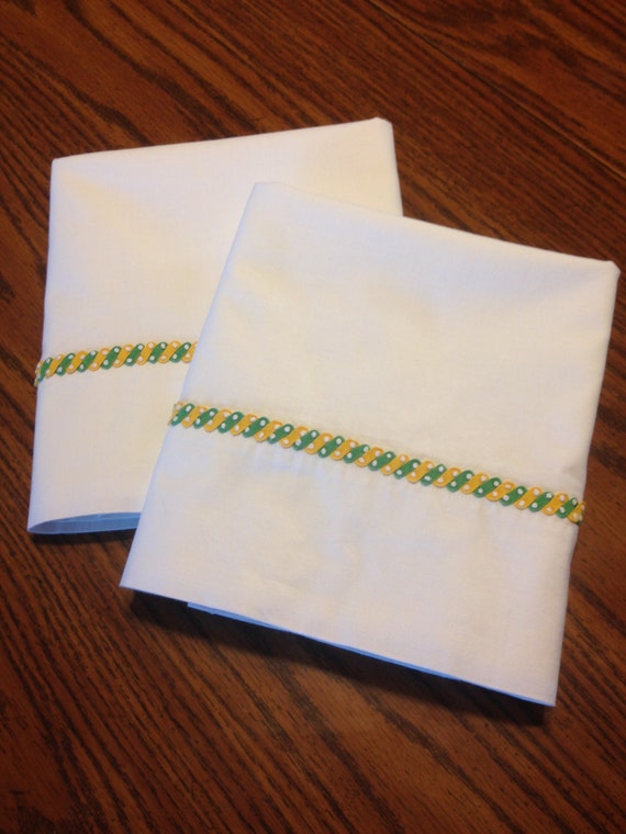 Vintage Pillow Cases Set of Two by WillowsVintageHome on Etsy