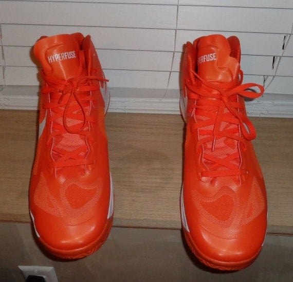 nike hypershift orange