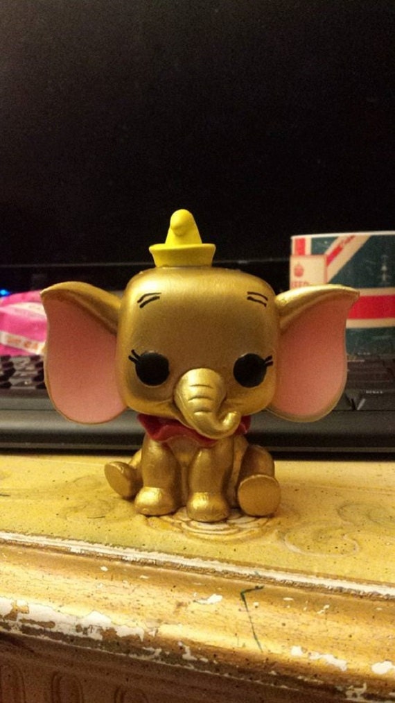 gold dumbo funko pop
