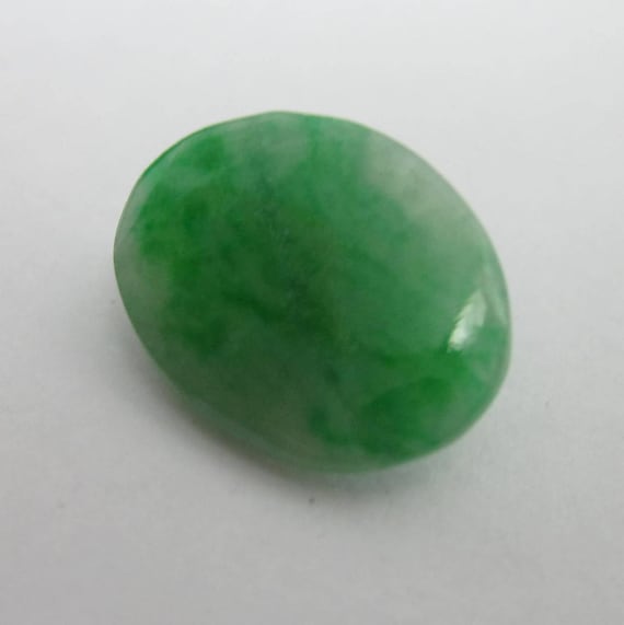 Imperial Green Jade Cabuchon jewelry ring supplies rough cut