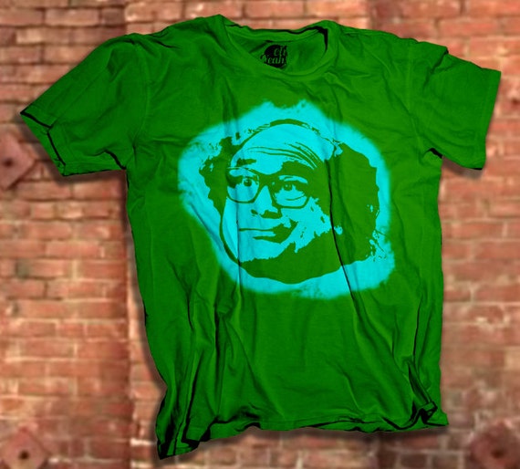 and danny devito as frank reynolds shirt