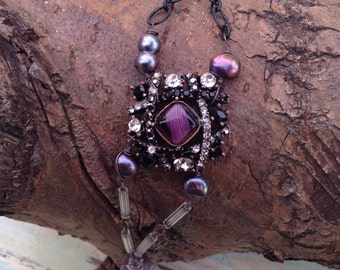 Assemblage bracelet, purples and black