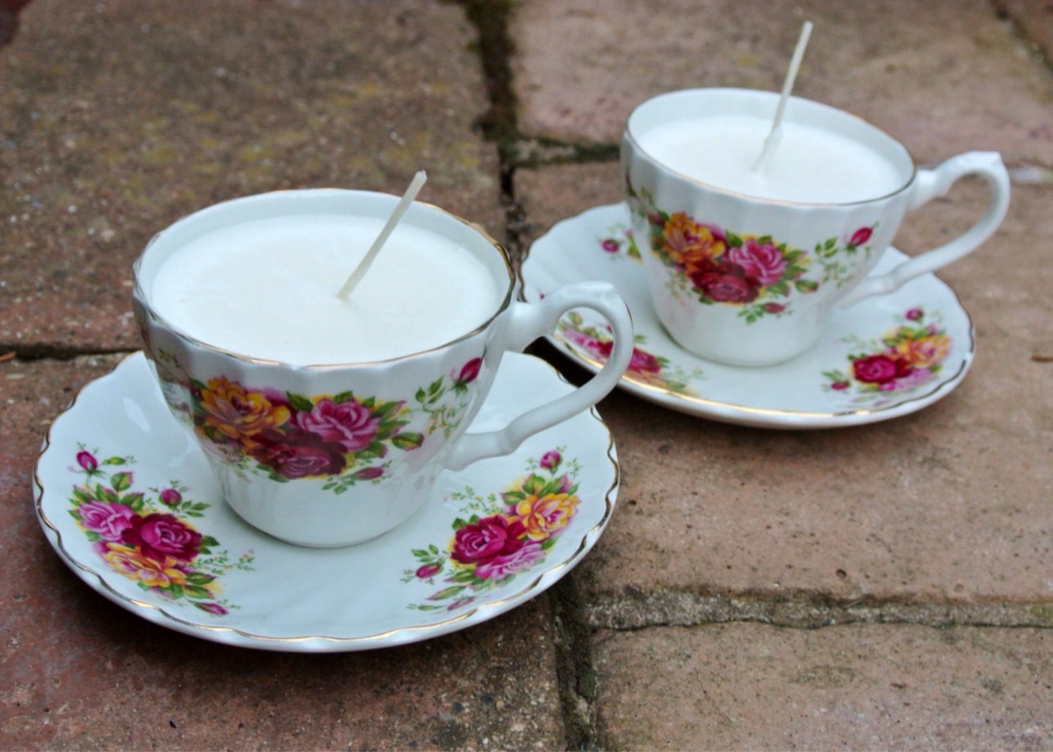 CLEARANCE Tea cup candles with yellow red and pink flower