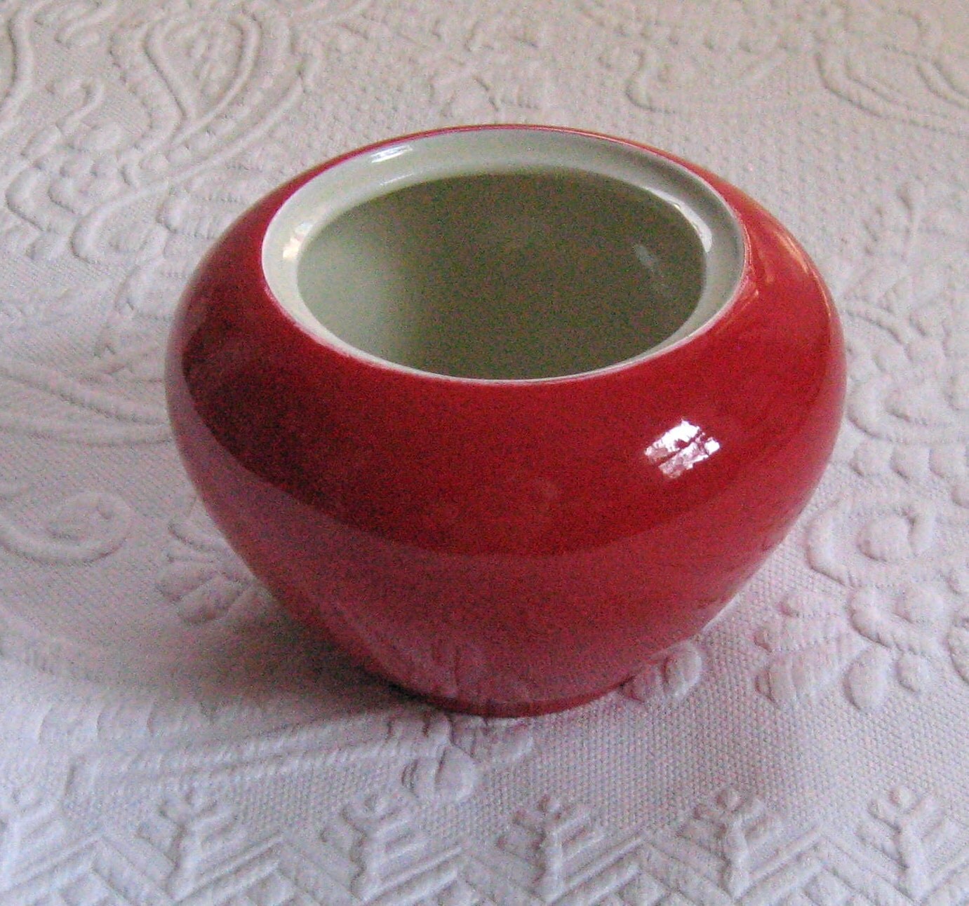 Red Bowl made by Hall . Kraft Foods . Red Hall Bowl . kraft