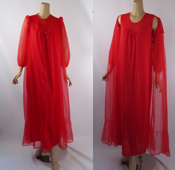 Vintage 1980s Movie Star Nightgown and Chiffon Robe Peignoir