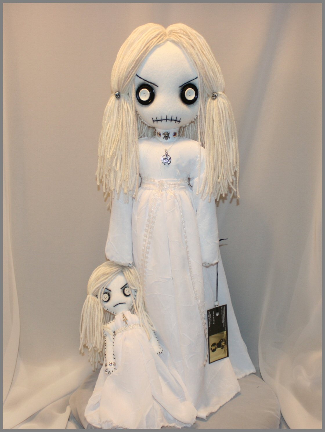 creepy ragdoll