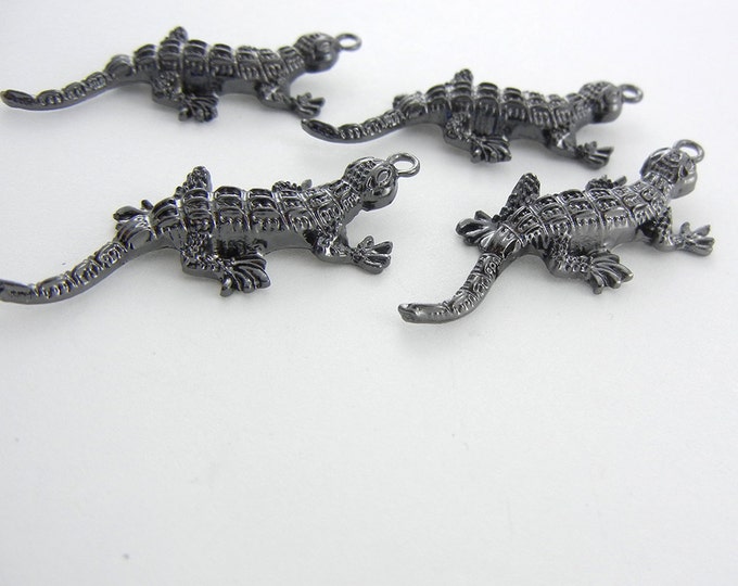 4 Hematite Dark Silver-tone Lizard Charm Pendants Textured