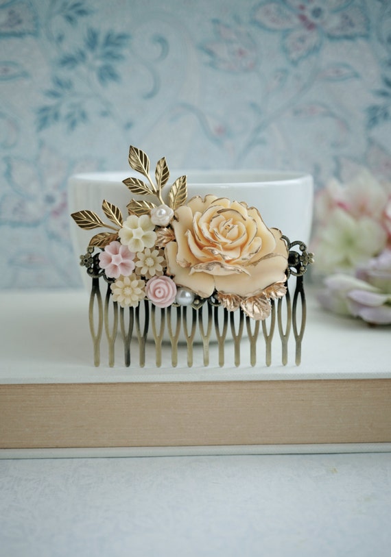 Wedding Hair Comb. Bridal Ivory Pink Hair Comb Bridesmaids