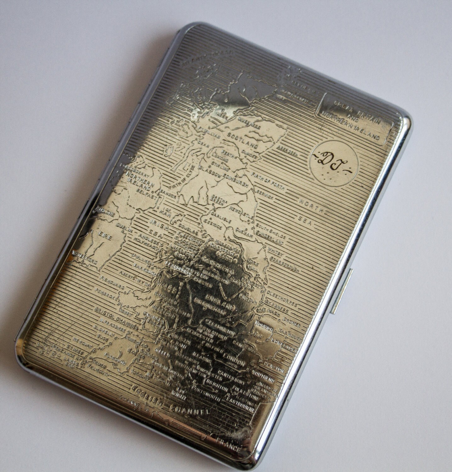 Vintage Cigarette Case. Map of Great Britain & Northern
