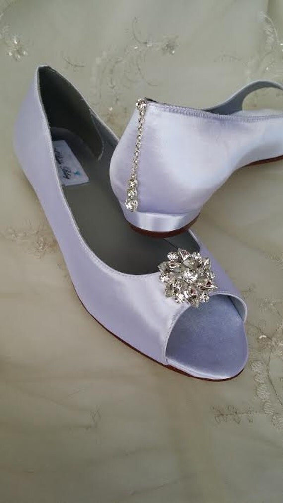 Wedding Shoes Kitten Heel Bridal Shoes with Crystal Brooch Dyeable ...