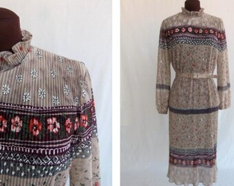Vintage 70s Dress Taupe and Mahogany Floral Print with Crystal Pleats Size S / Small Secretary Dress