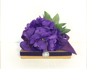 Valentine Wedding Gift Box, Box, Pre-wrapped Gift Box, Wedding Bridesmaid gift, Grooms gift, Christmas, January Birthday, Decoration