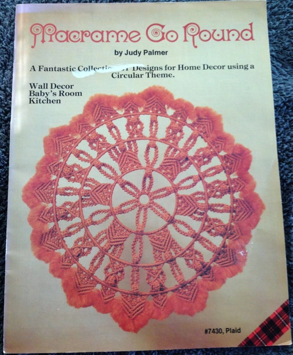 Macrame Go Round Pattern Booklet Using a Circular Theme