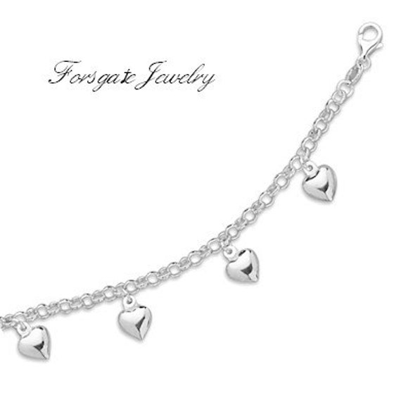 7.5 INCH Rolo Chain Bracelet with Heart Charms by ForsgateJewelry