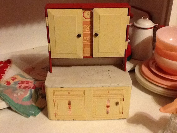 toy Red Vintage vintage Metal Toy Kitchen cupboard Cupboard Tan