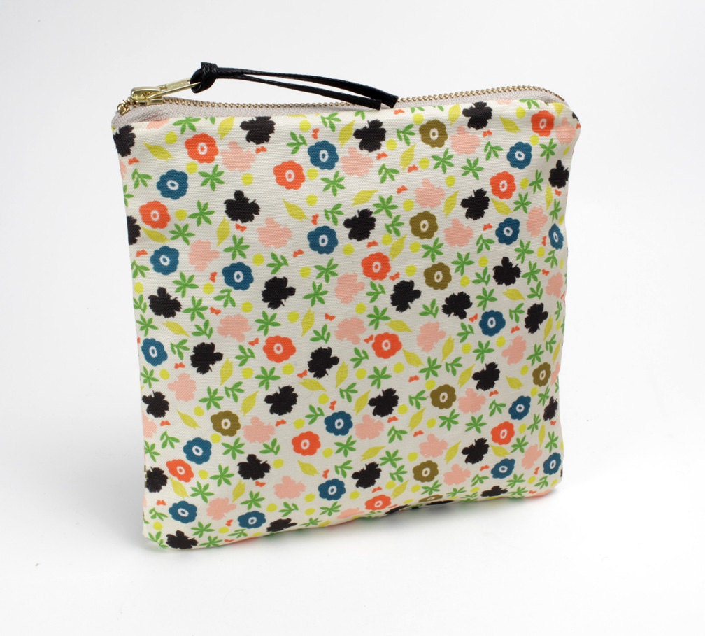 ZIP POUCH Custom printed floral fabric 8 by ElizabethGrubaughCo