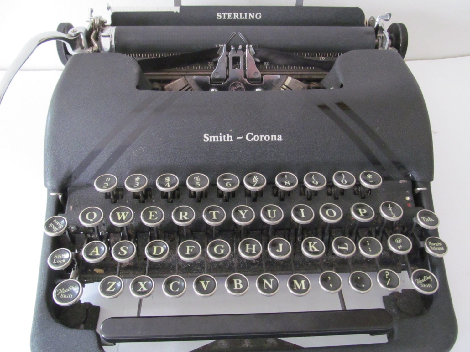 Vintage 1940 Smith Corona Sterling Tyepwriter with Case oldschooltypers