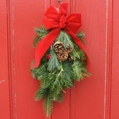 SWAGS! LOCAL PICKUP - Christmas Wreath Fundraiser To Benefit The Bunnies At Cottontail Cottage Rabbit Shelter