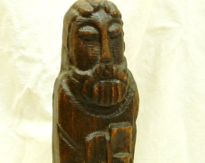 Vintage Hand Carved Oak Statue of Saint Peter, " St Pierre " / Religious Decor / Church / Christian / Catholic / Primitive Retro Interior Vintage Hand Carved Oak Statue of Saint Peter, " St Pierre " / Religious Decor / Church / Christian / Catholic / Primitive Retro Interior
