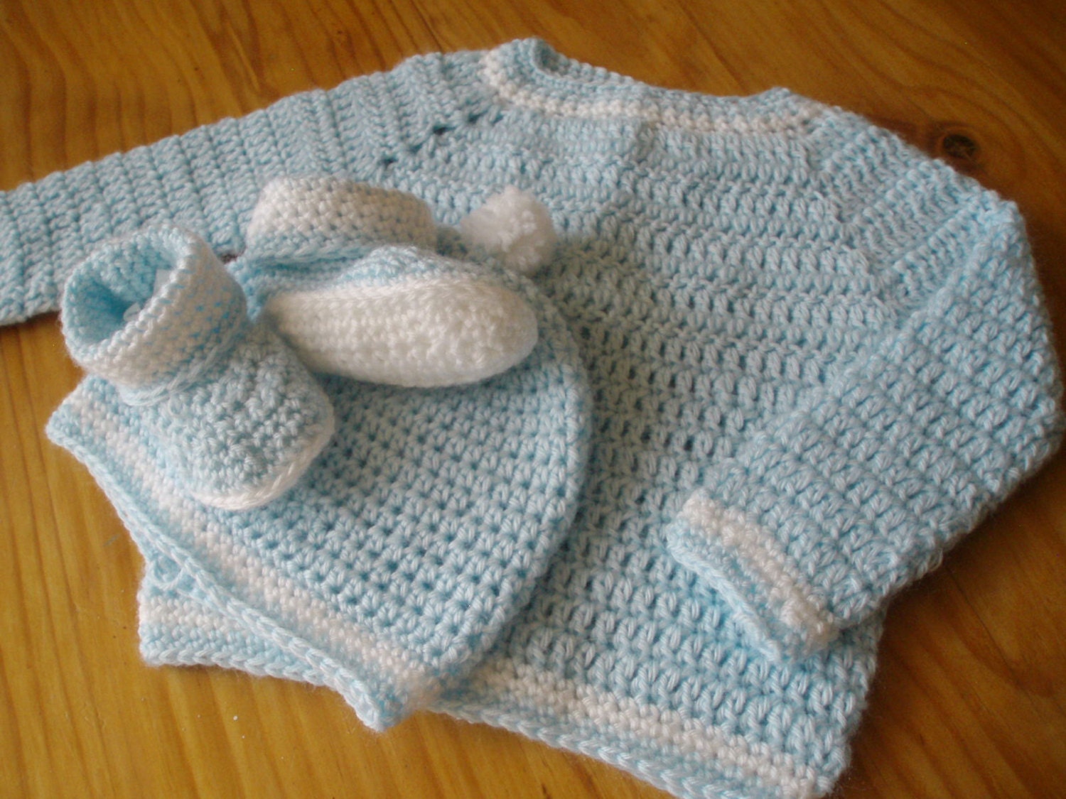 Baby Sweater Hat and Booties Set Crochet Pattern. Baby