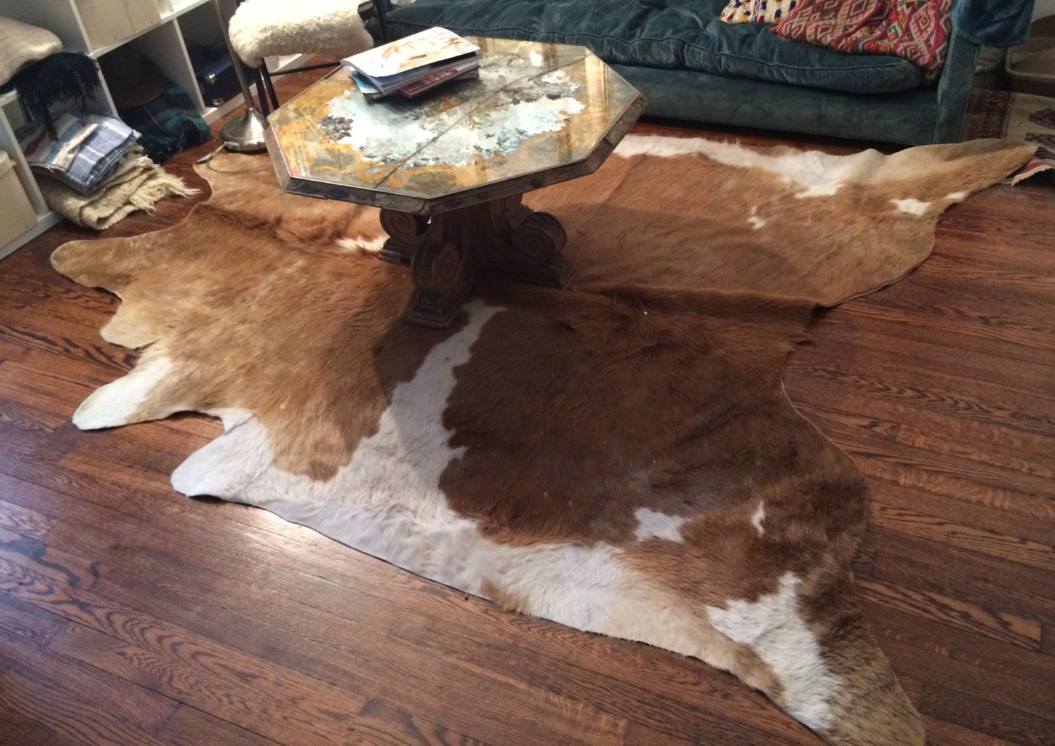 Cowhide Rug Vintage Brown + Ivory Haute Juice