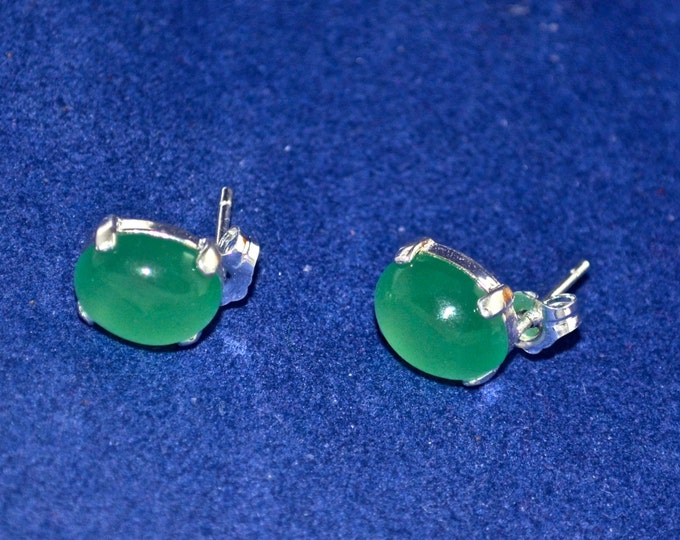 Indian Jade Studs, 10x8mm Oval, Natural Cabochons, Set in Sterling Silver E656