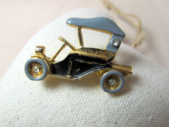 Vintage Car Brooch