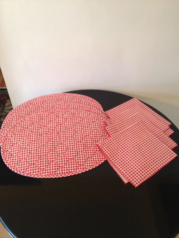 Red and White Checkered Placemats and Napkins by juxtaposevintage