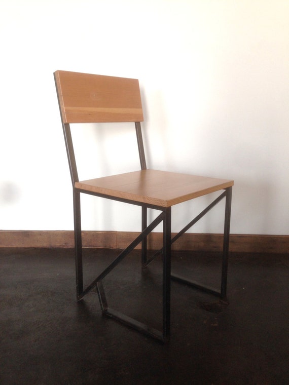 Slot chair