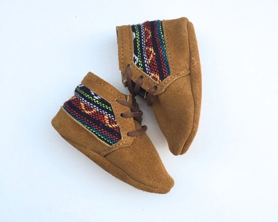 toms aztec boots
