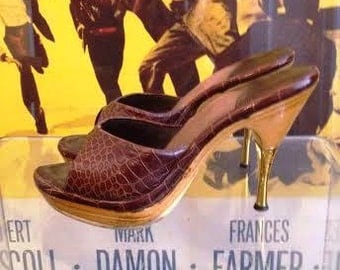 SALE! Vintage 1950's Genuine Alligator Polly Heels Size US 4 1/2-5 Narrow