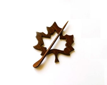 Maple-leaf brown -- Wood Shawl Pin Set