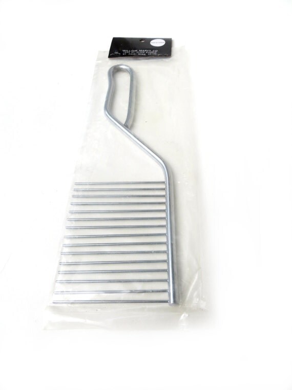 c1960s NOS Afro Pick Rake AllMetal Cake Cutter Breaker