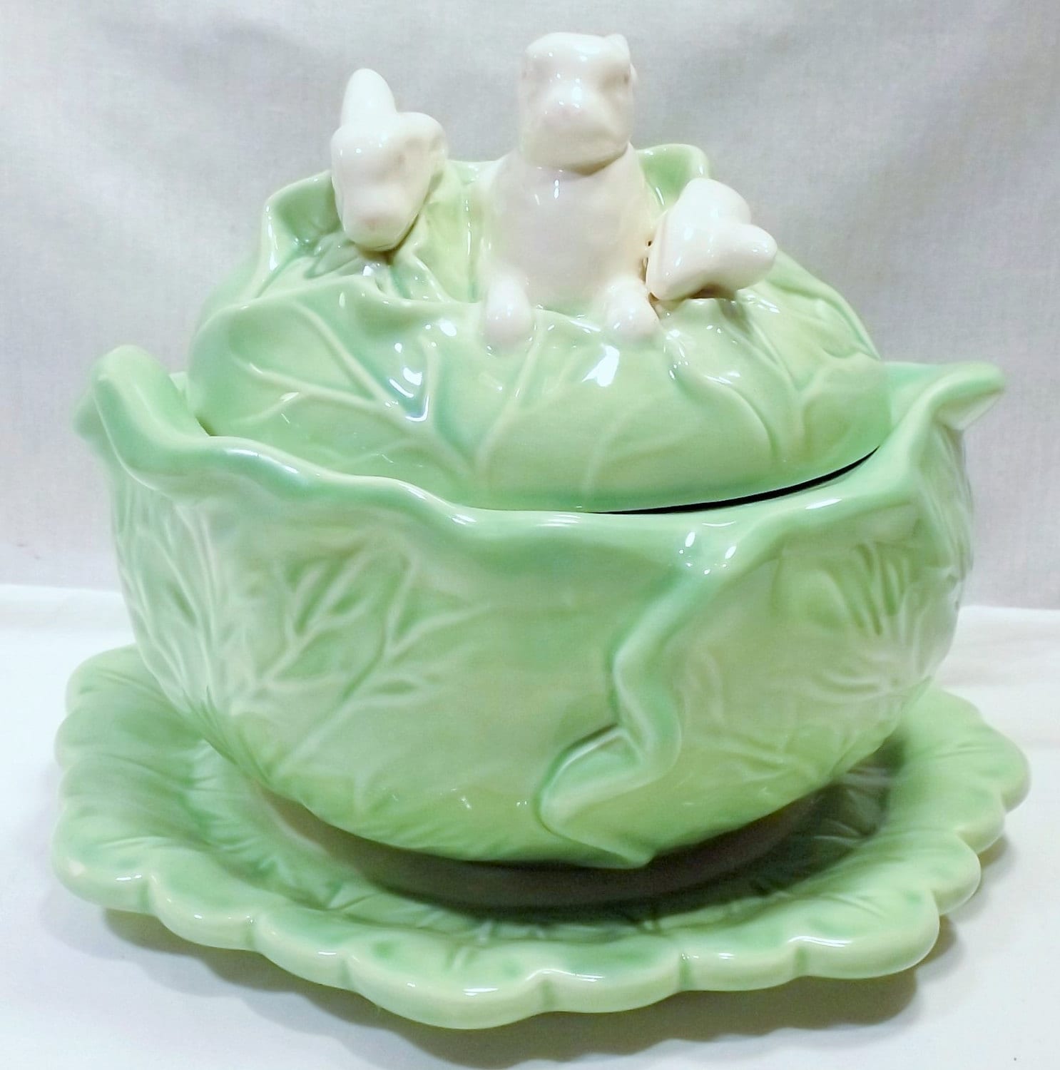 Vintage Cabbage Bowl, Ceramic With Bunnies By Holland Mold Haute Juice
