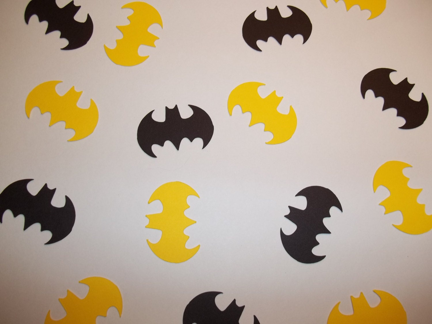 Batman Confetti 100