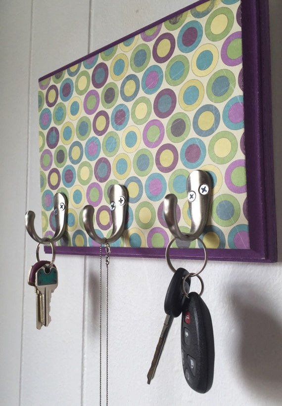 Paper Découpage Key or Necklace Holder Hanging by Redesign10