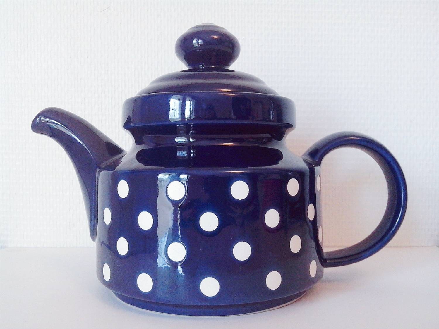 Teapot vintage teapot ceramic teapot porcelain teapot by MIKITCHU