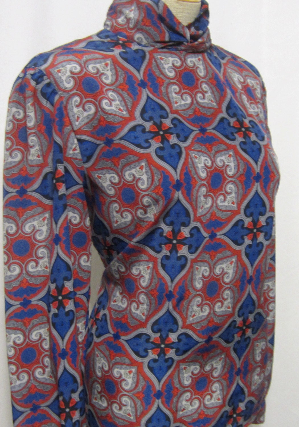 Mod Geometric Print Long Sleeved Blouse with Ruched Collar