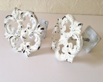 Curtain tie back, drapery tie back, cast iron, Set of two white, Shabby chic