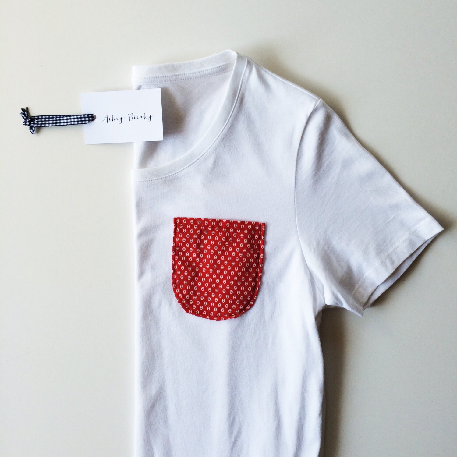 Men's pattern pocket t-shirt