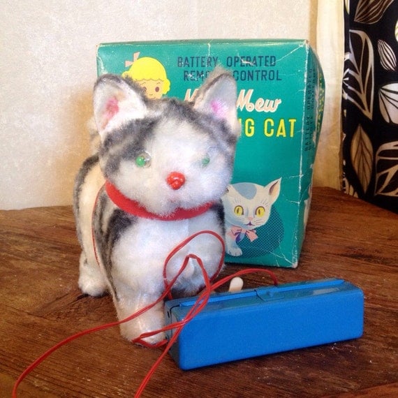 battery operated stuffed cat