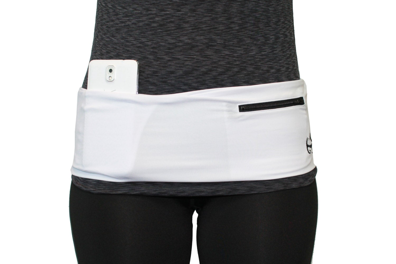 Hip Band Fanny Pack/ Stretch Fitness Waist Wrap White by HipAppeal
