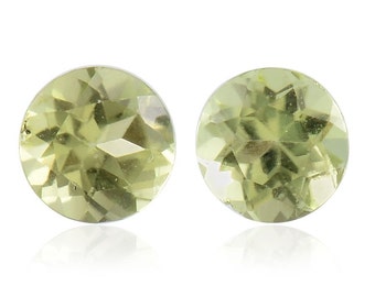 Hebei Peridot Loose Gemstones Set of 2 Round Cut 1A Quality 4mm TGW 0.45 cts.
