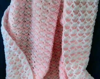 Items similar to Crochet baby blanket girl - Cottage style - gray pink ...