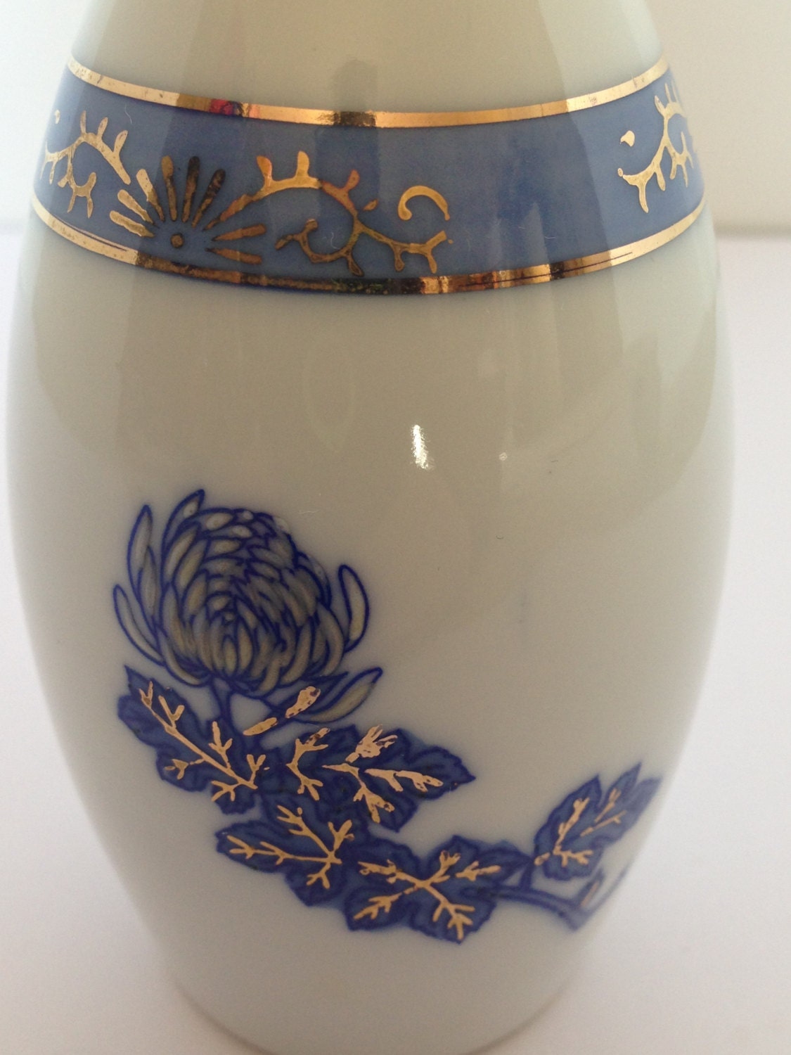 1950's Sake set Kiku Masamune white porcelain with blue