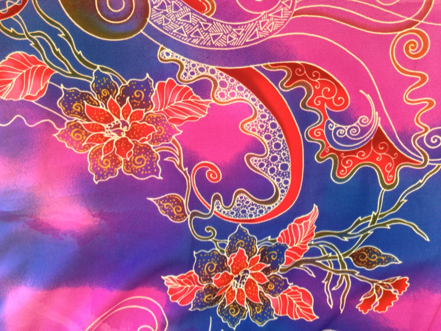  Malaysian  Batik  Colorful Floral Print Fabric Textile by the