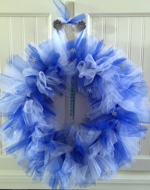 Blue and White Winter Wreath