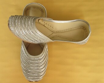 Silver Bridal Shoes/ Wedding Shoes/ Indian Bridal Shoes/ Lehenga Shoes ...