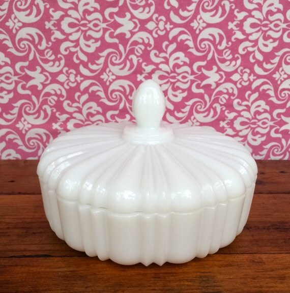 Mid Century White Milk Glass Candy Dish With Lid 6141